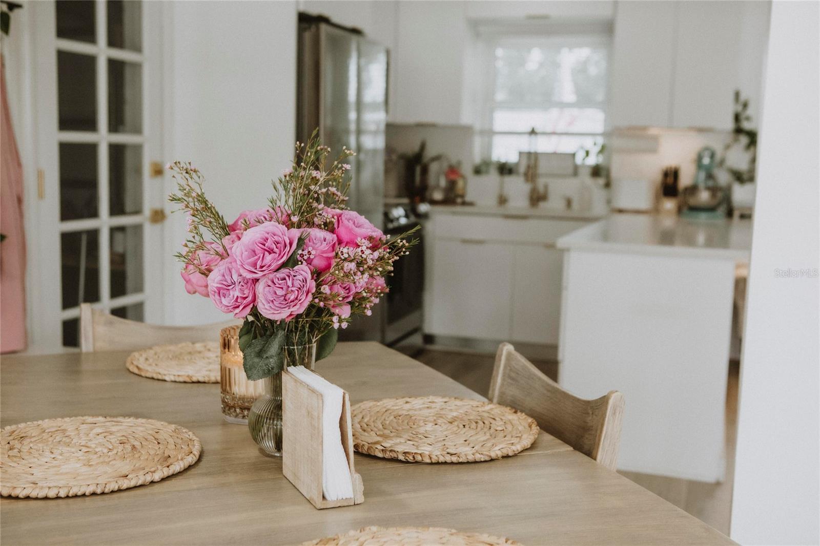 Listing photo id 4 for 7029 Delta Way