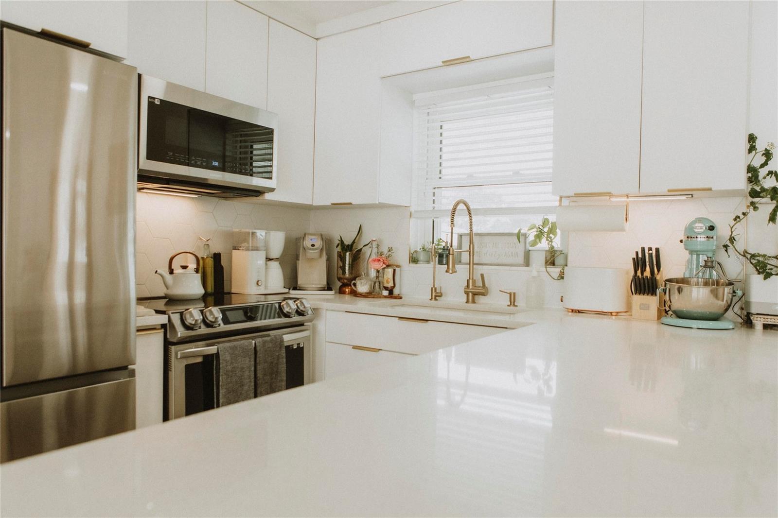 Listing photo id 5 for 7029 Delta Way