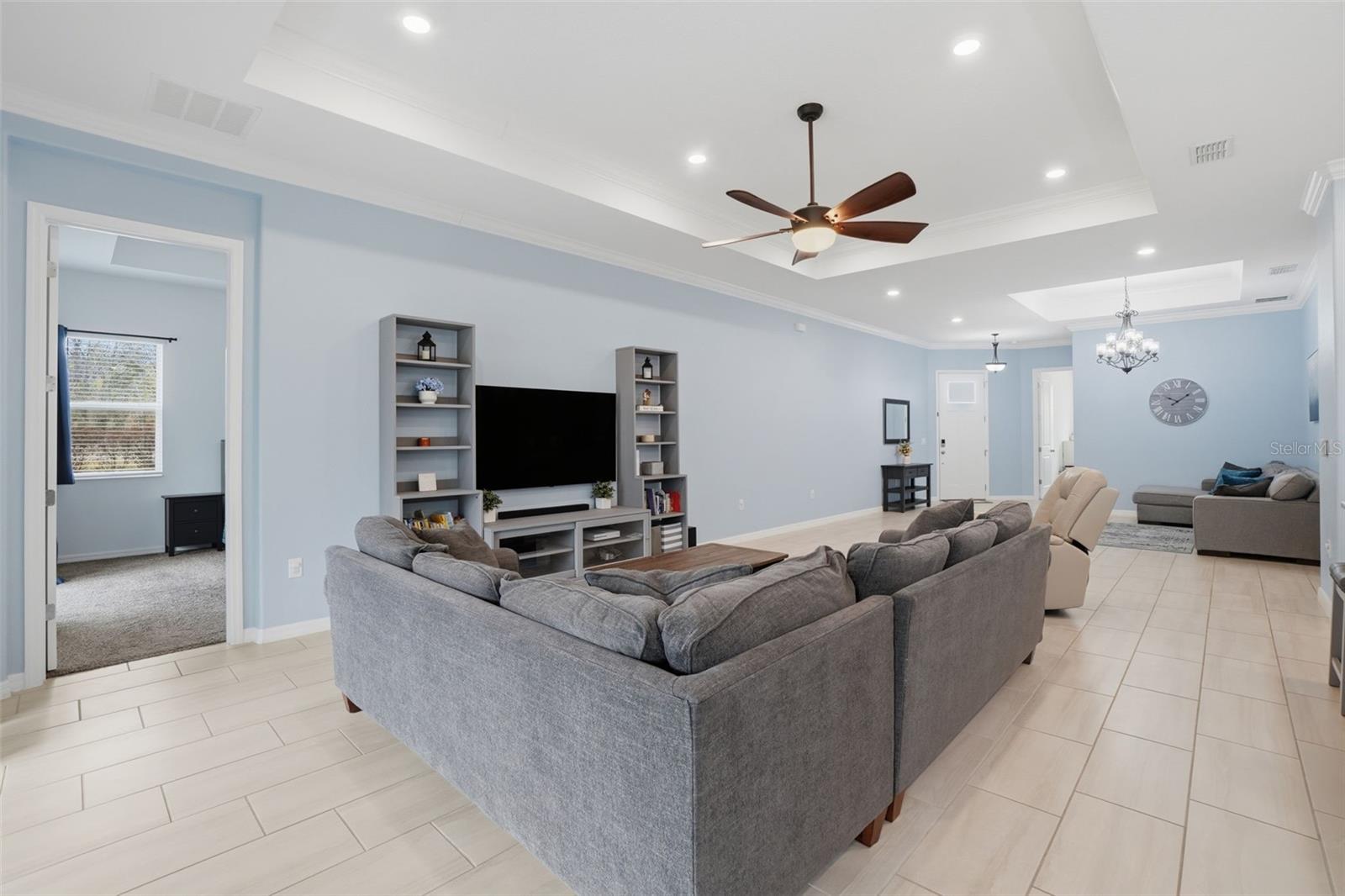 Image 10 of 41 For 16824 Ridgewood Avenue