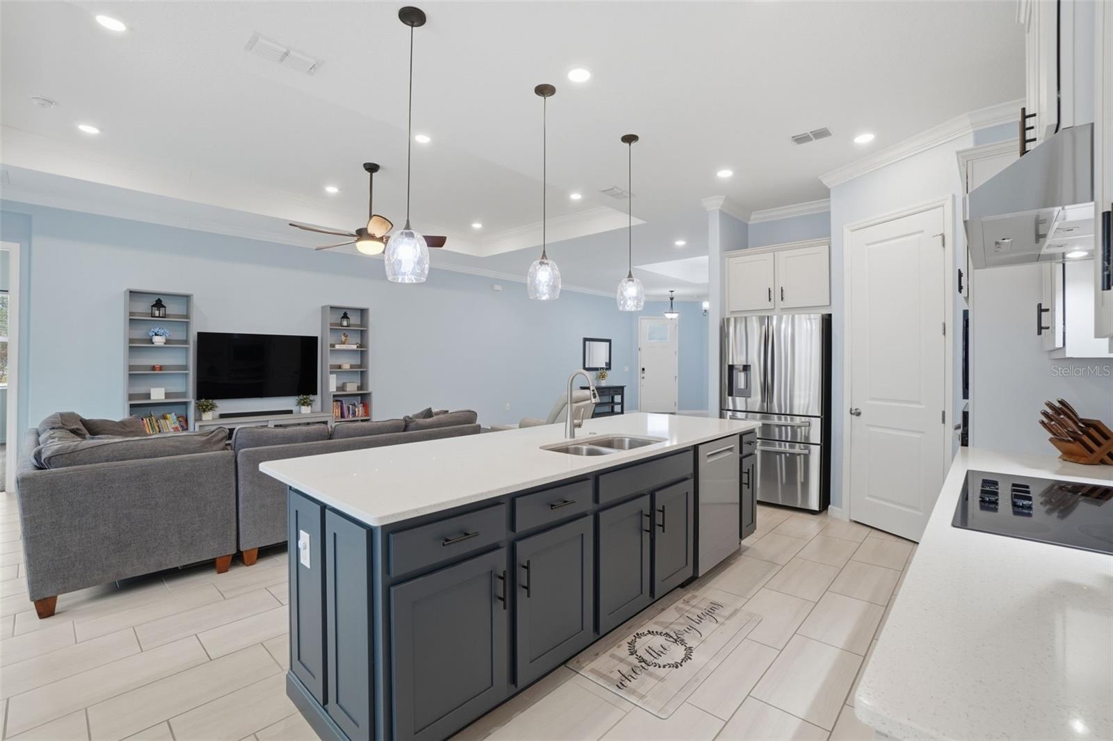 Image 13 of 41 For 16824 Ridgewood Avenue