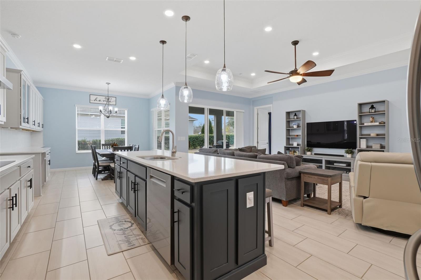 Image 14 of 41 For 16824 Ridgewood Avenue