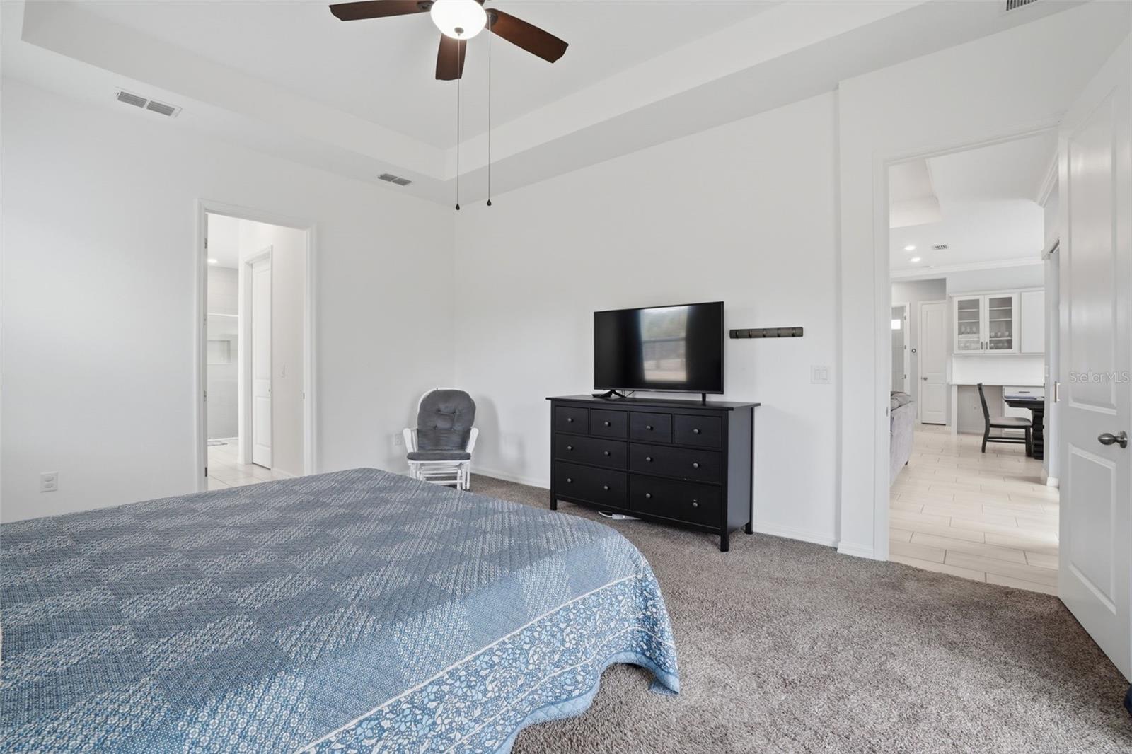 Image 19 of 41 For 16824 Ridgewood Avenue