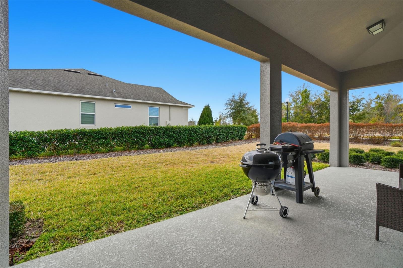 Image 32 of 41 For 16824 Ridgewood Avenue