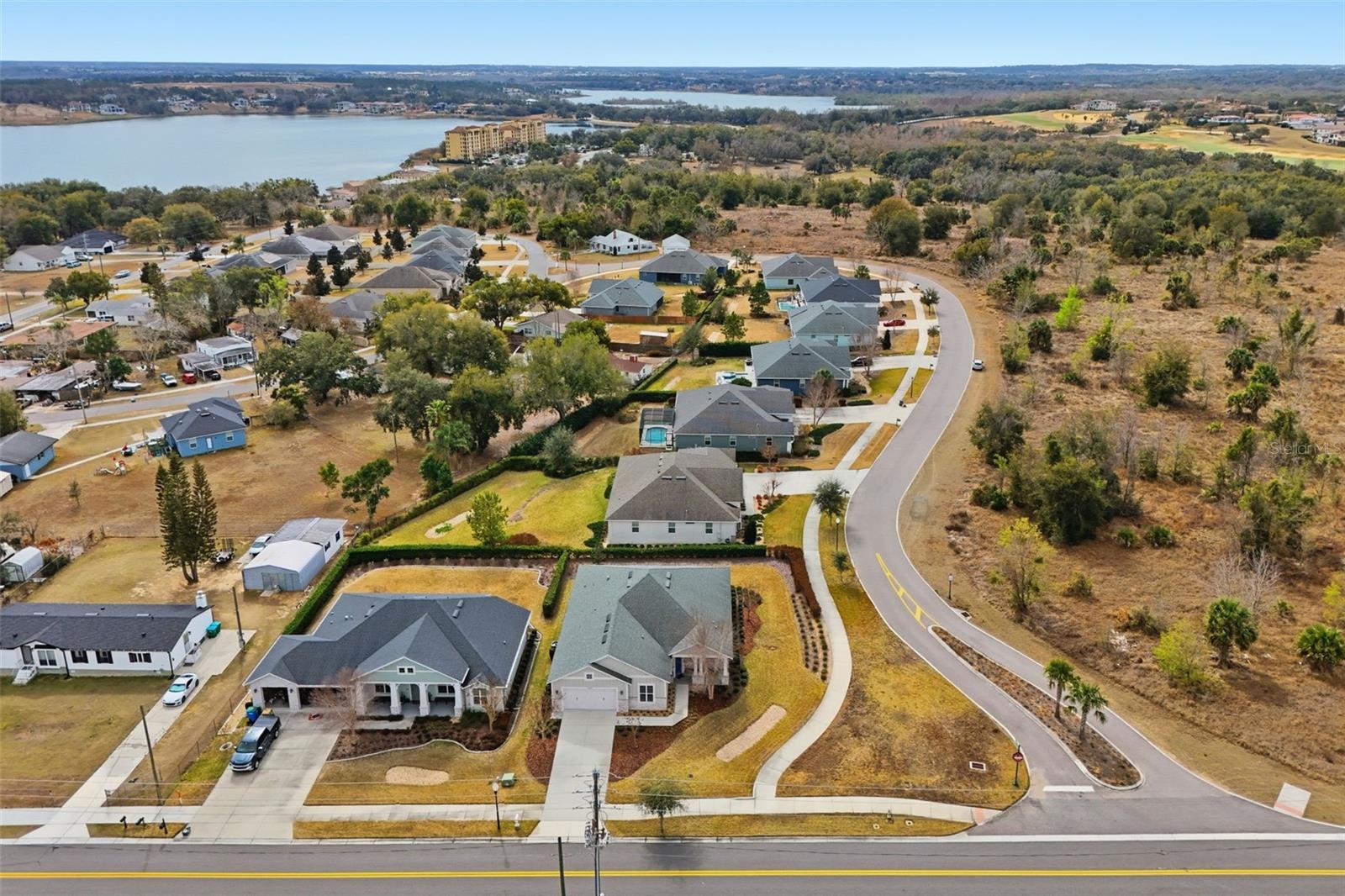 Image 35 of 41 For 16824 Ridgewood Avenue