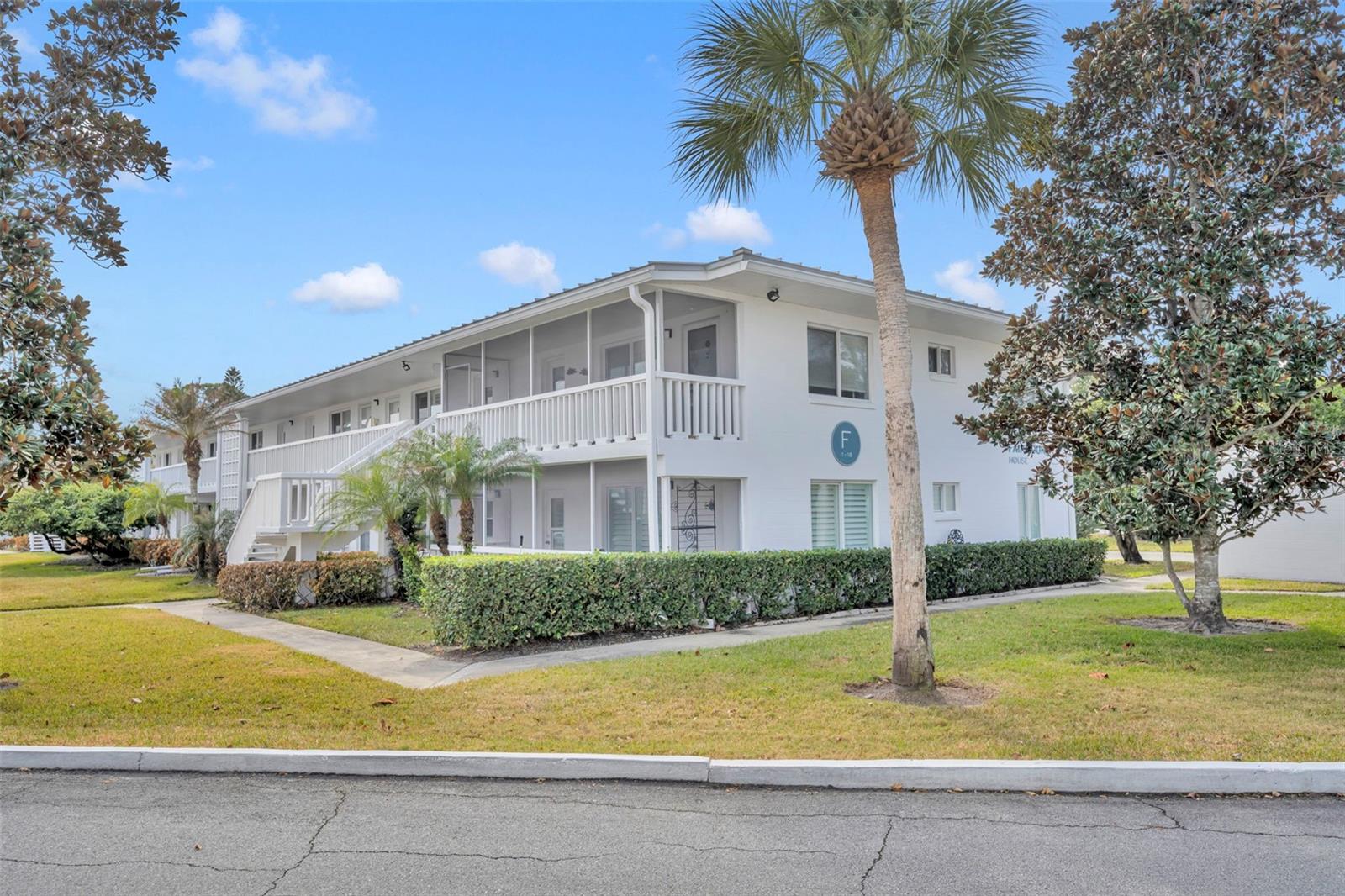 Image 25 of 30 For 1140 Orlando Avenue F-1