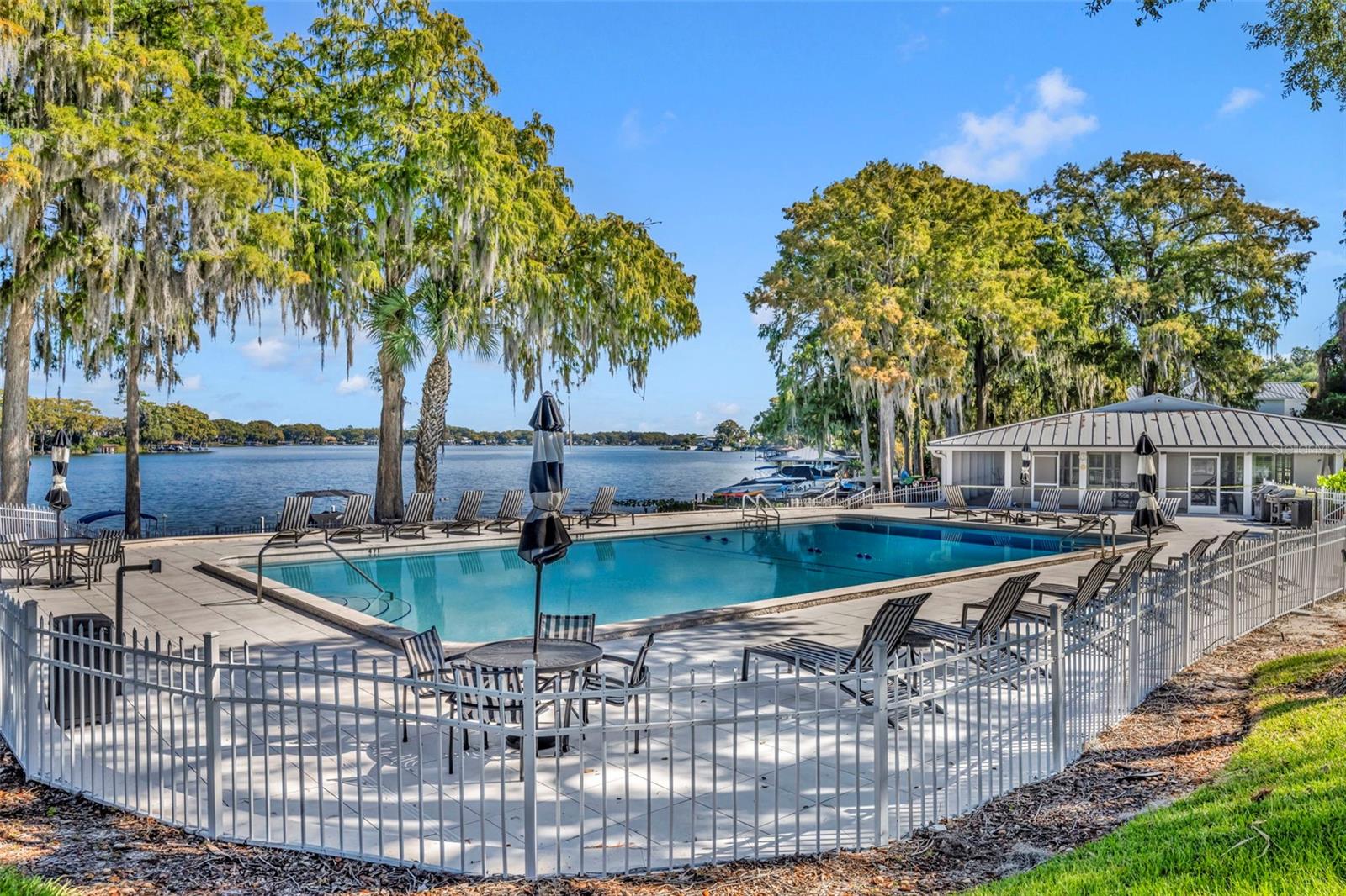 Image 26 of 30 For 1140 Orlando Avenue F-1