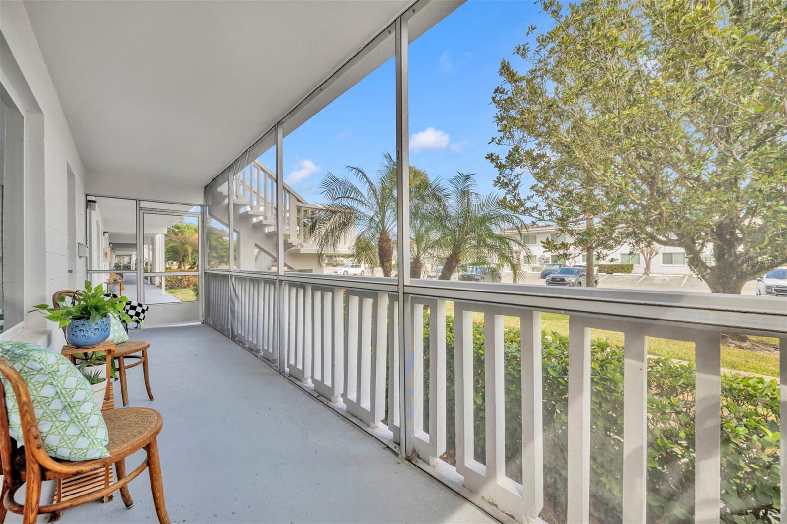 Image 5 of 30 For 1140 Orlando Avenue F-1