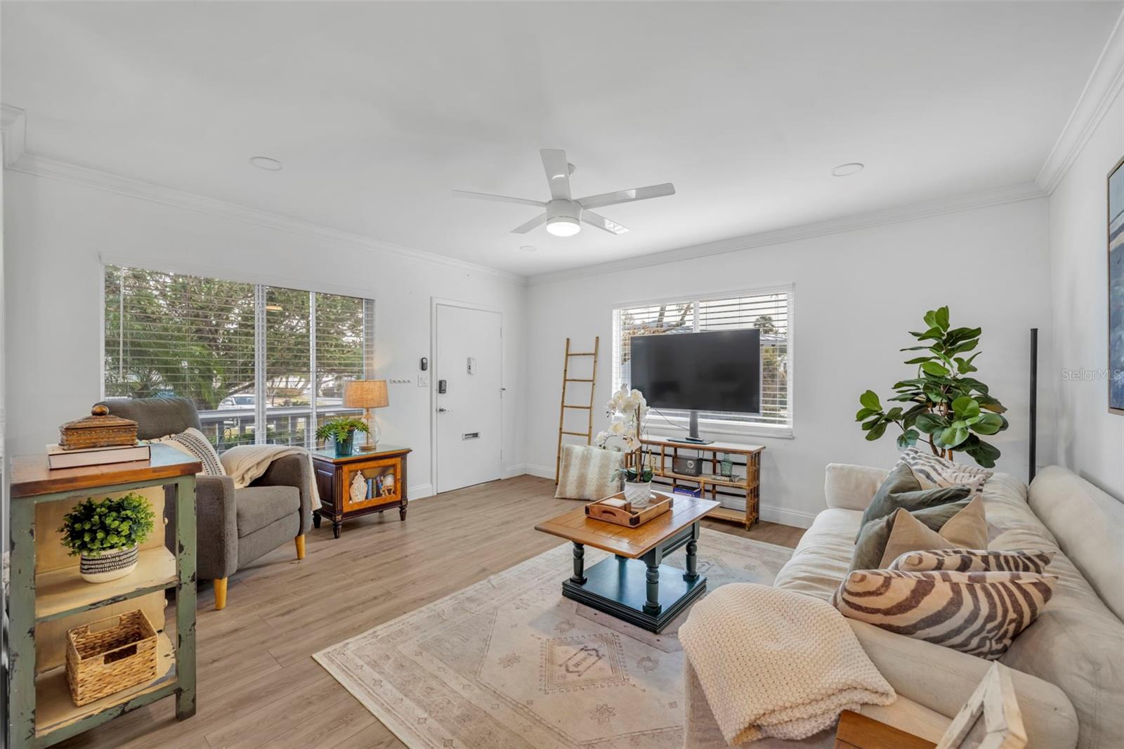 Image 7 of 30 For 1140 Orlando Avenue F-1