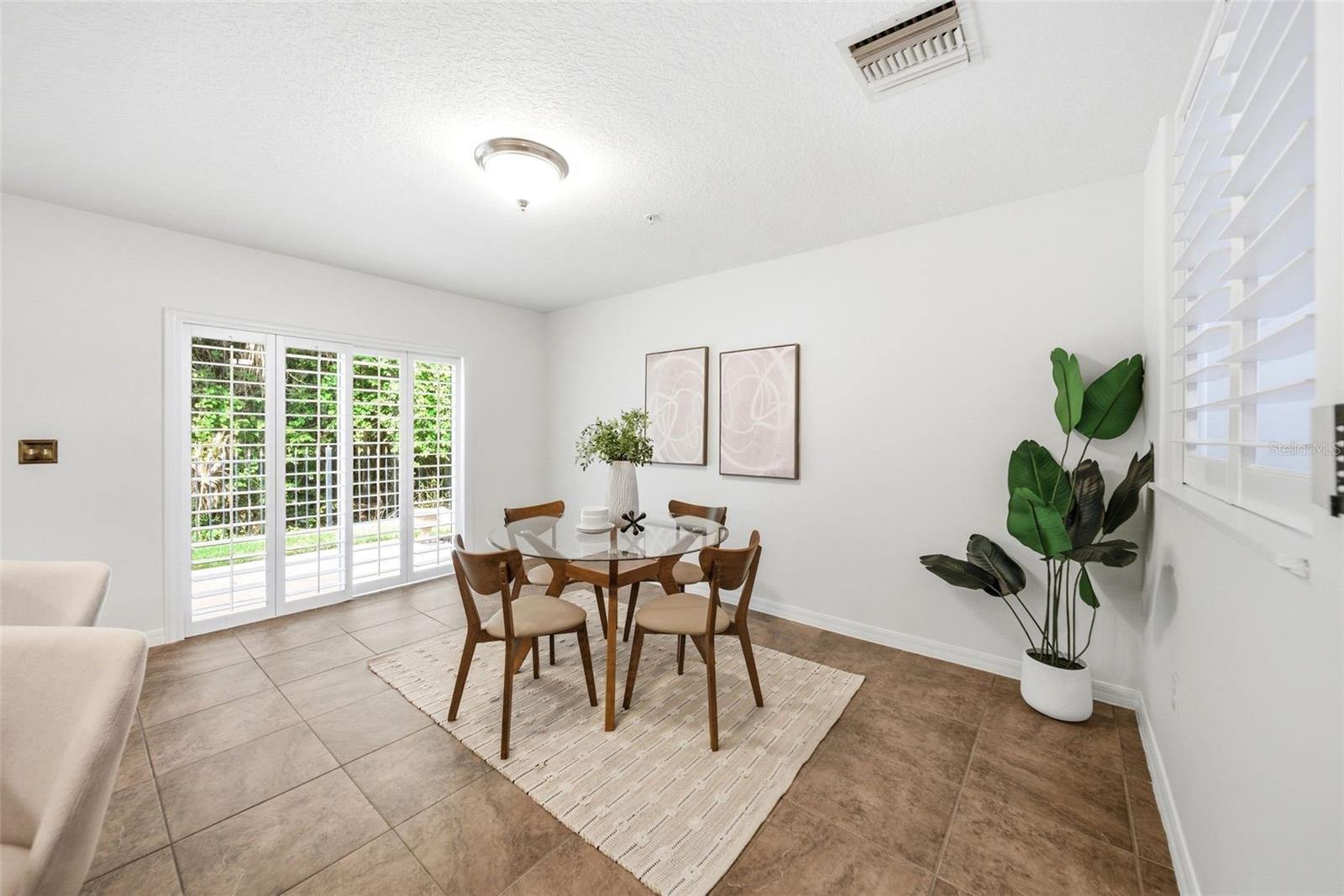 Image 15 of 32 For 307 Freedoms Ring Drive