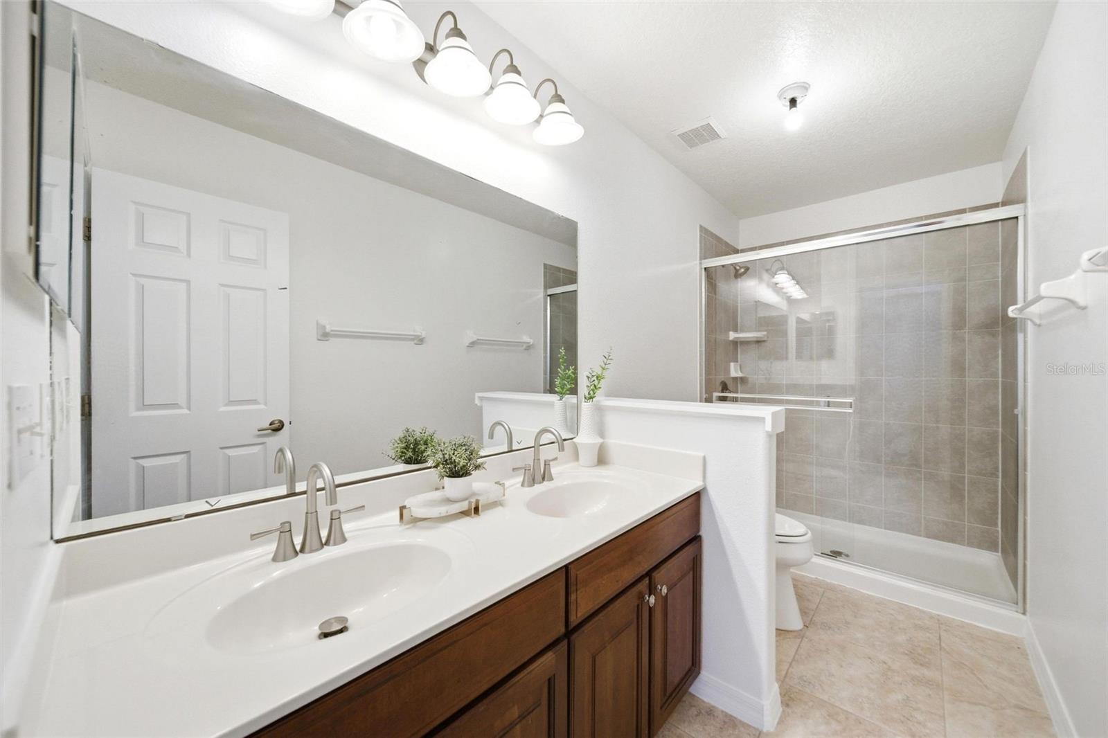 Image 23 of 32 For 307 Freedoms Ring Drive