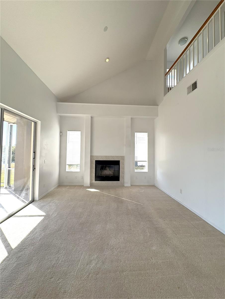 Image 11 of 24 For 3940 Corveta Court