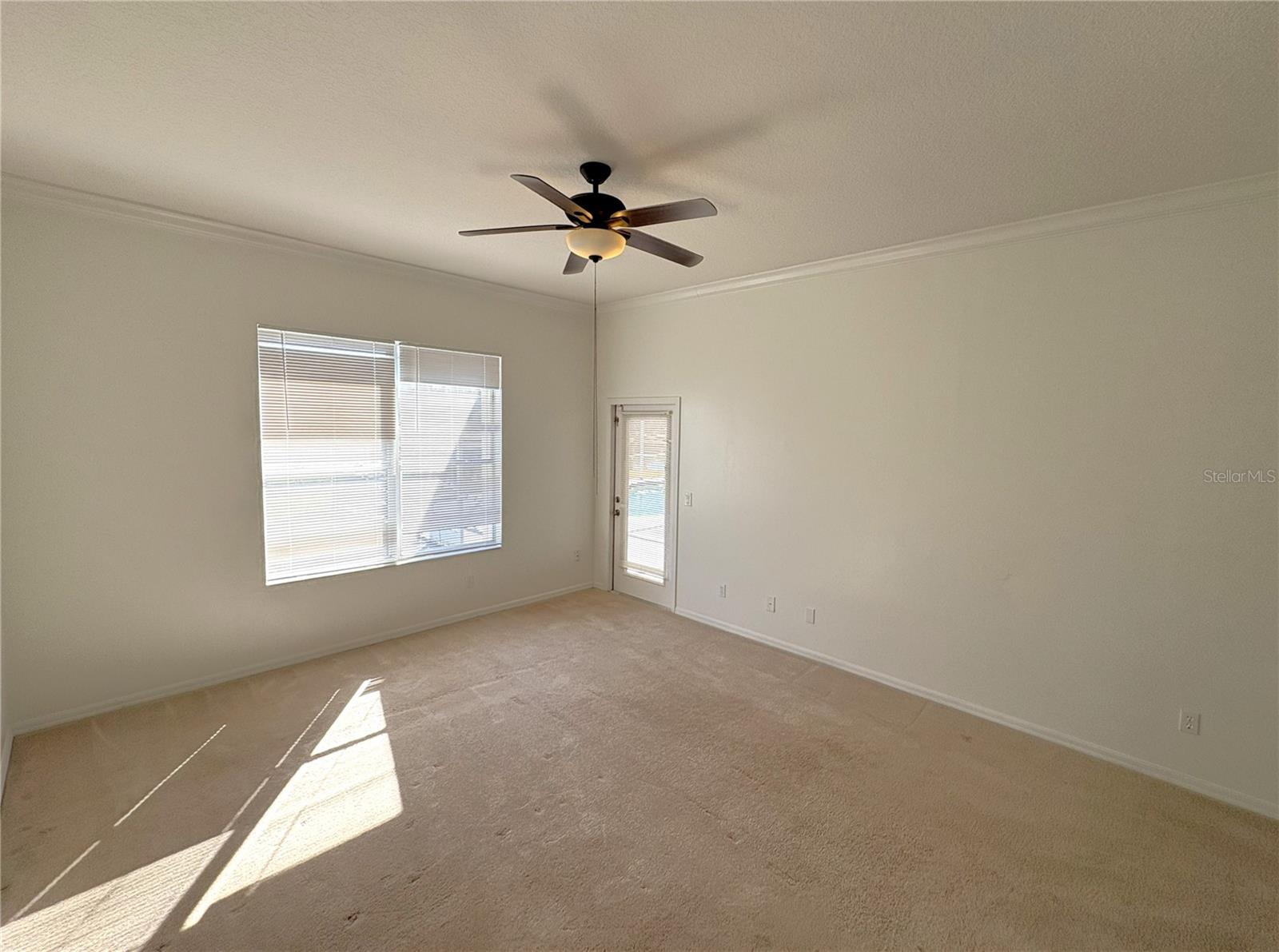 Image 18 of 24 For 3940 Corveta Court