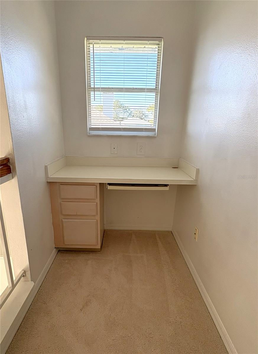 Image 8 of 24 For 3940 Corveta Court