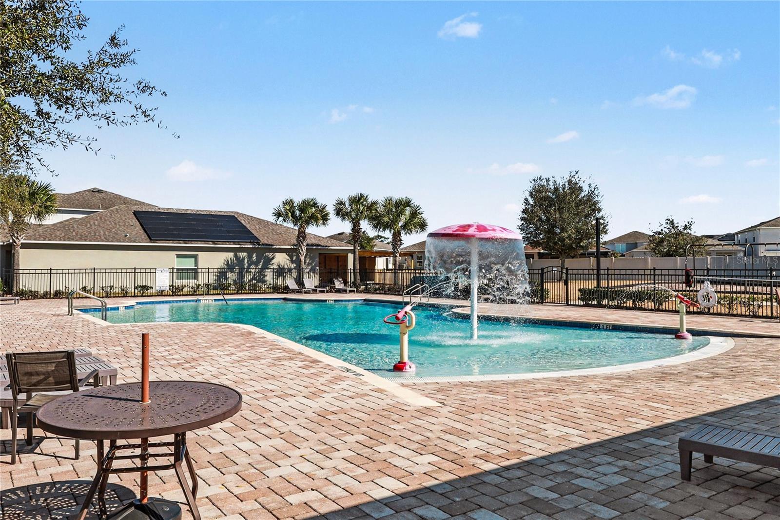 Image 10 of 14 For 257 Hamlet Loop