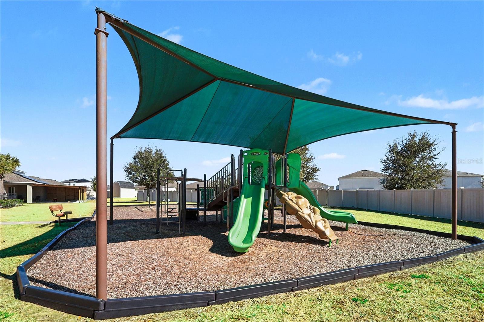 Image 13 of 14 For 257 Hamlet Loop