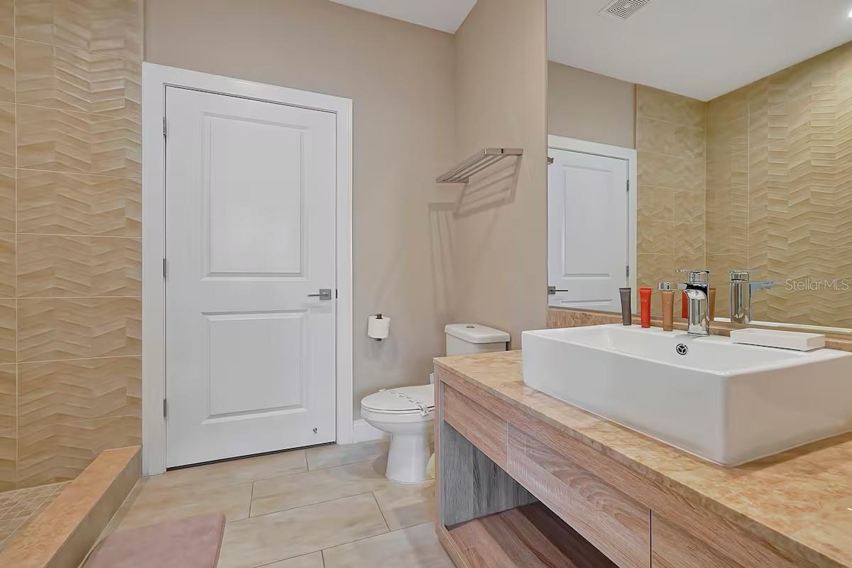 Image 14 of 25 For 3112 Rockefeller Way