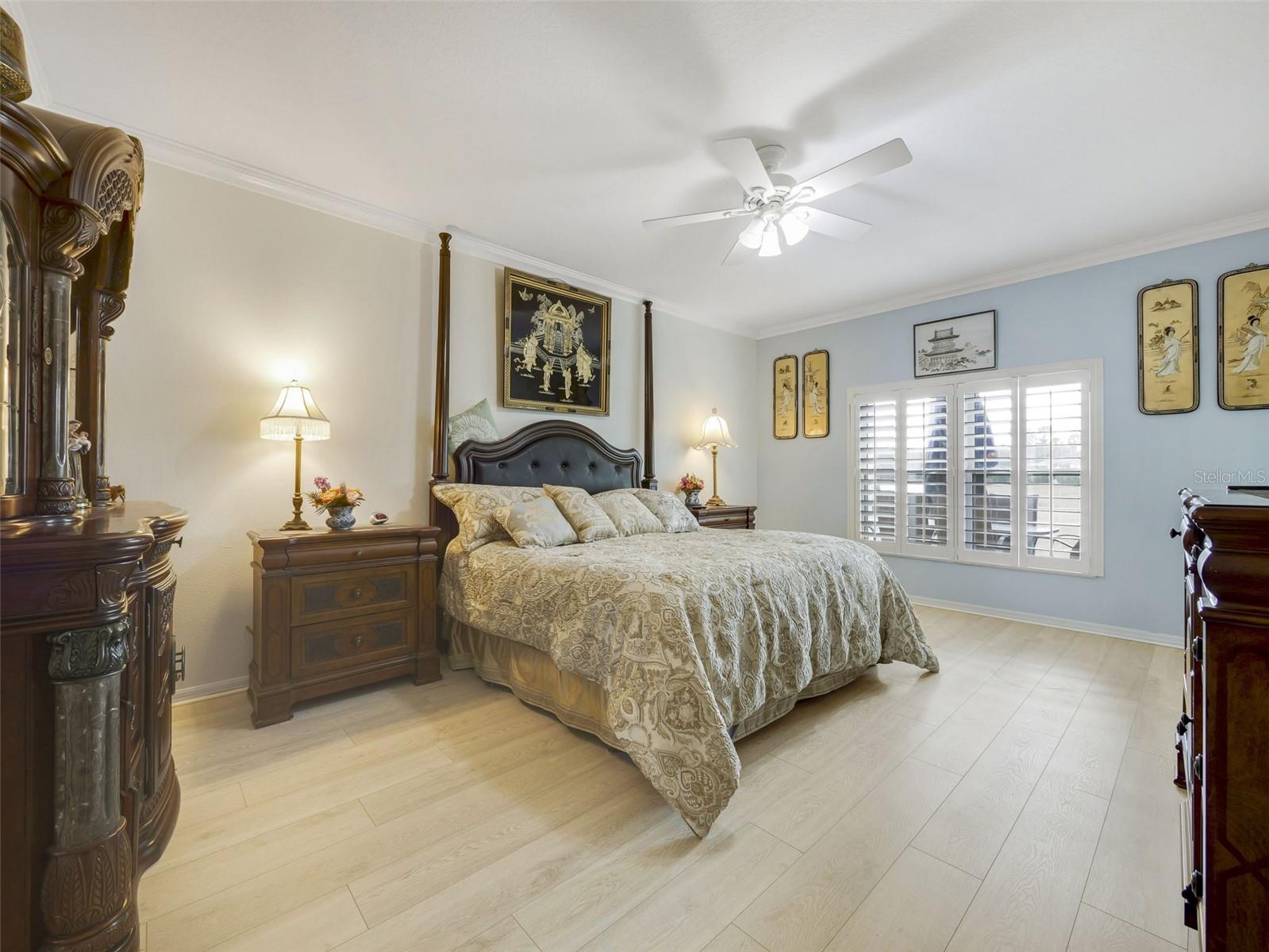 Image 12 of 37 For 246 New River Drive