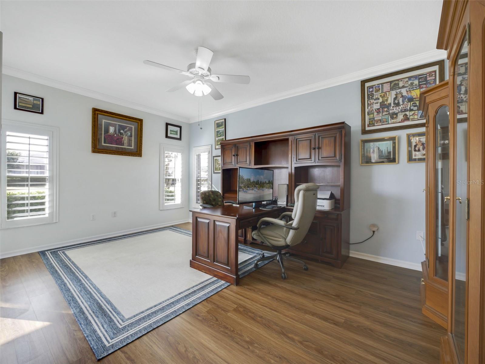 Image 17 of 37 For 246 New River Drive