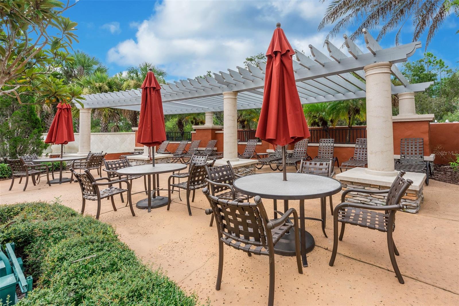 Image 28 of 37 For 246 New River Drive