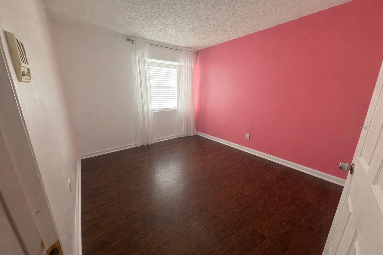 Image 12 of 22 For 382 Moffat Loop