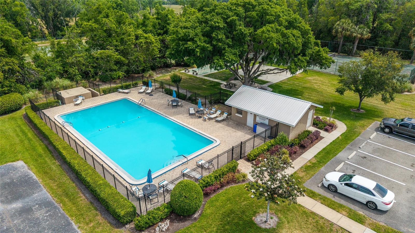 Image 37 of 39 For 4400 74th Terrace