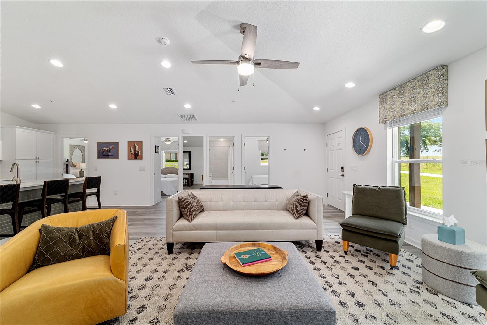 Image 9 of 39 For 4400 74th Terrace