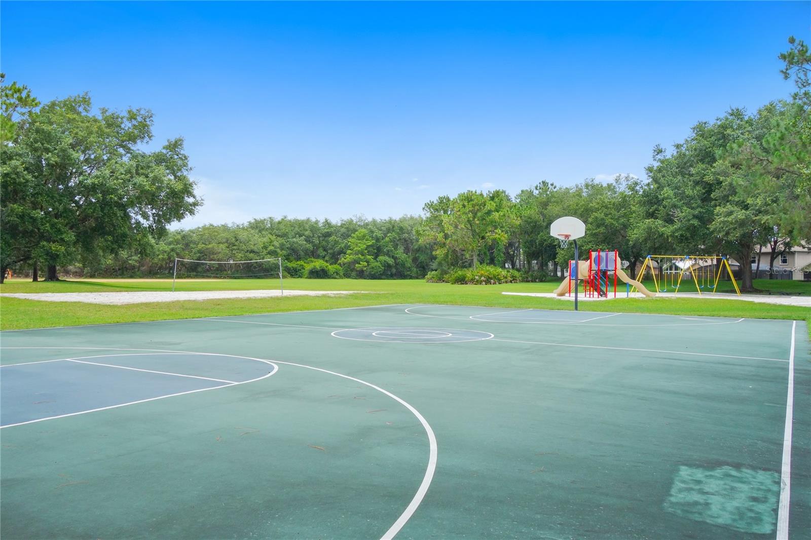 Image 18 of 29 For 14214 Castlerock Drive