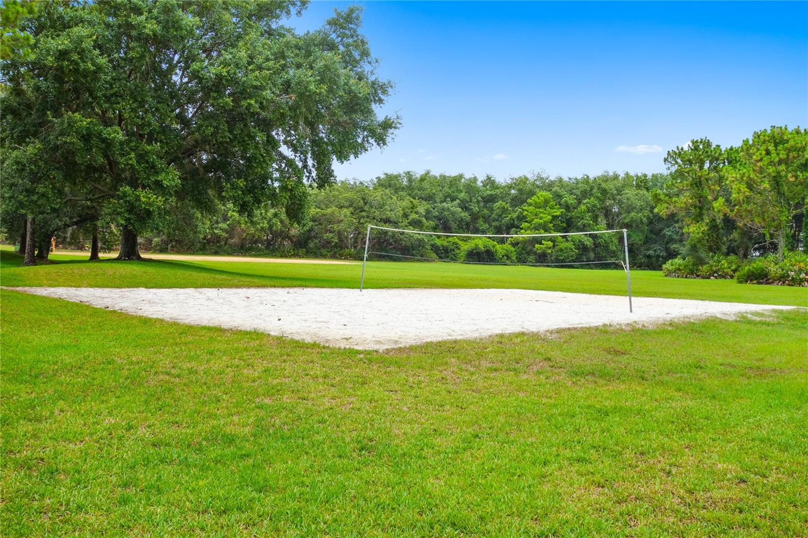 Image 19 of 29 For 14214 Castlerock Drive