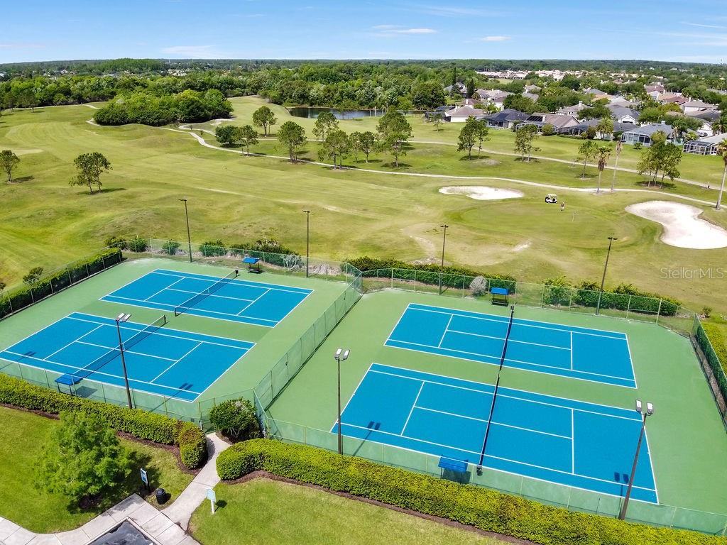 Image 21 of 29 For 14214 Castlerock Drive