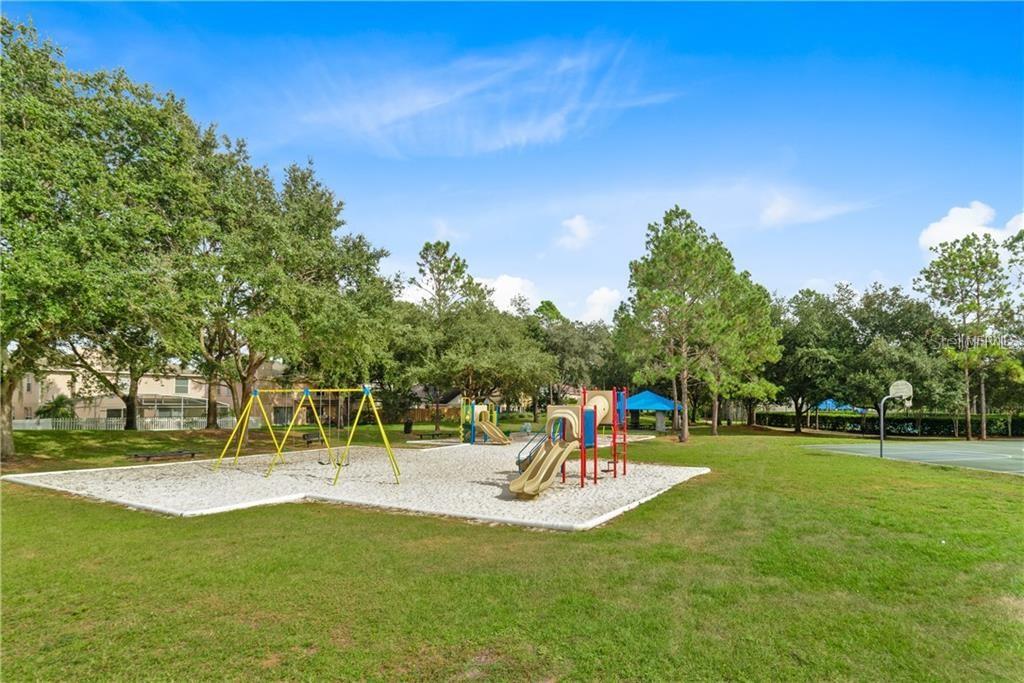 Image 23 of 29 For 14214 Castlerock Drive