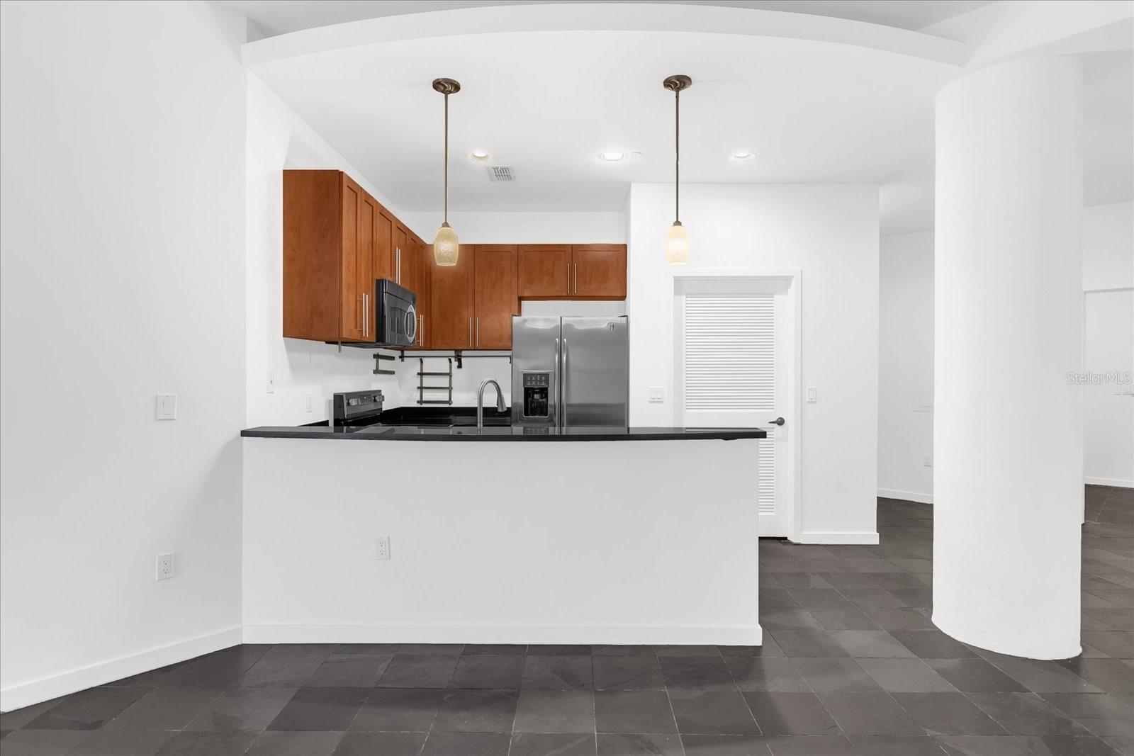 Image 11 of 30 For 1 Eola Drive 3