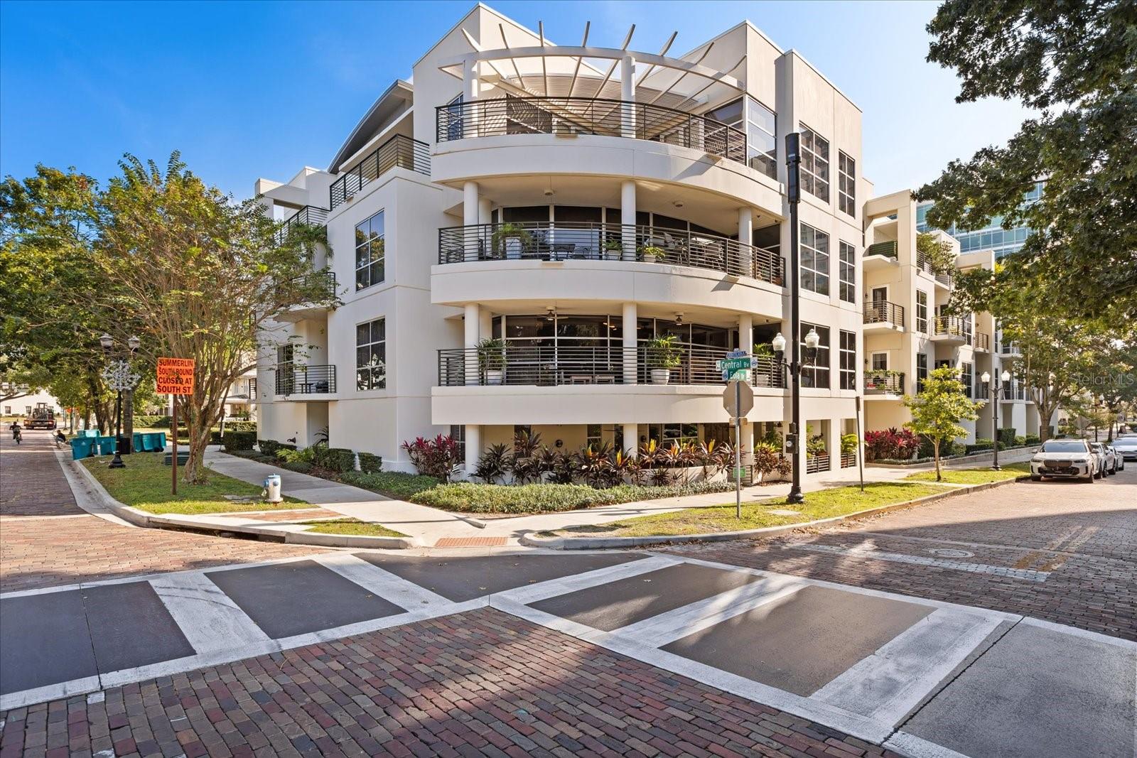 Image 2 of 30 For 1 Eola Drive 3