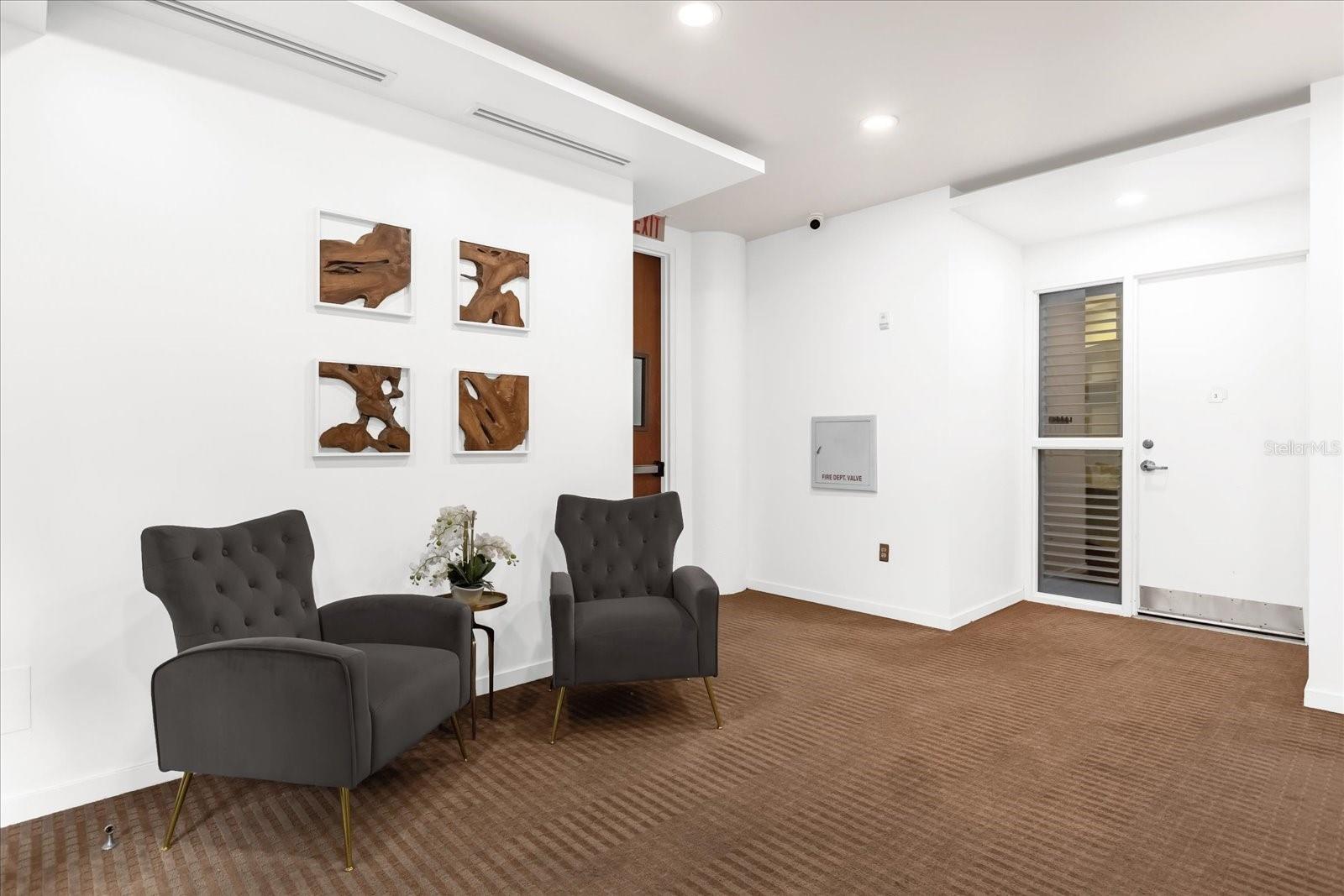 Image 6 of 30 For 1 Eola Drive 3