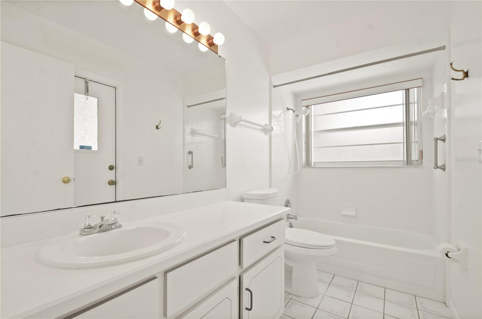 Image 17 of 32 For 4814 Lake Sharp Drive