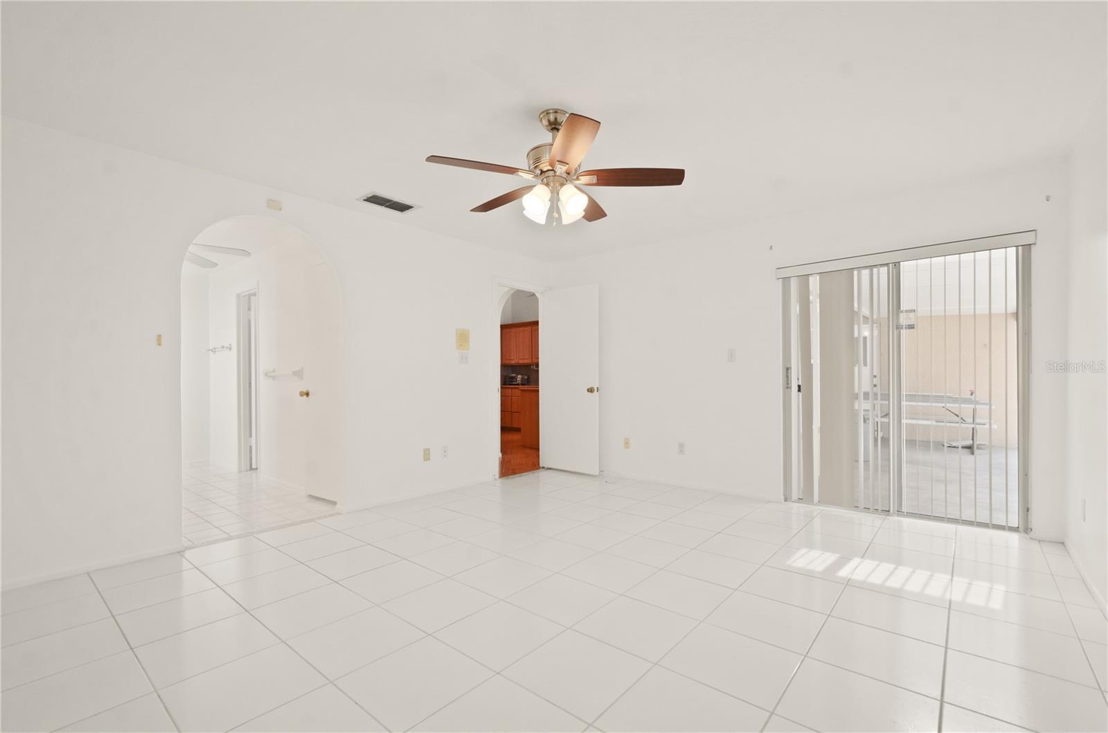 Image 22 of 32 For 4814 Lake Sharp Drive