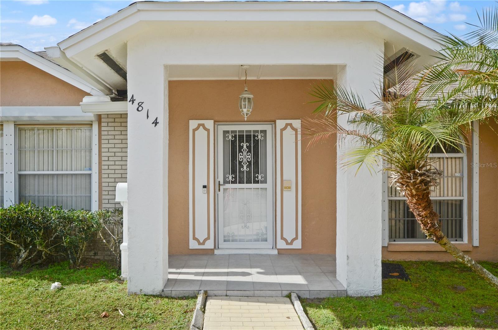 Image 4 of 32 For 4814 Lake Sharp Drive