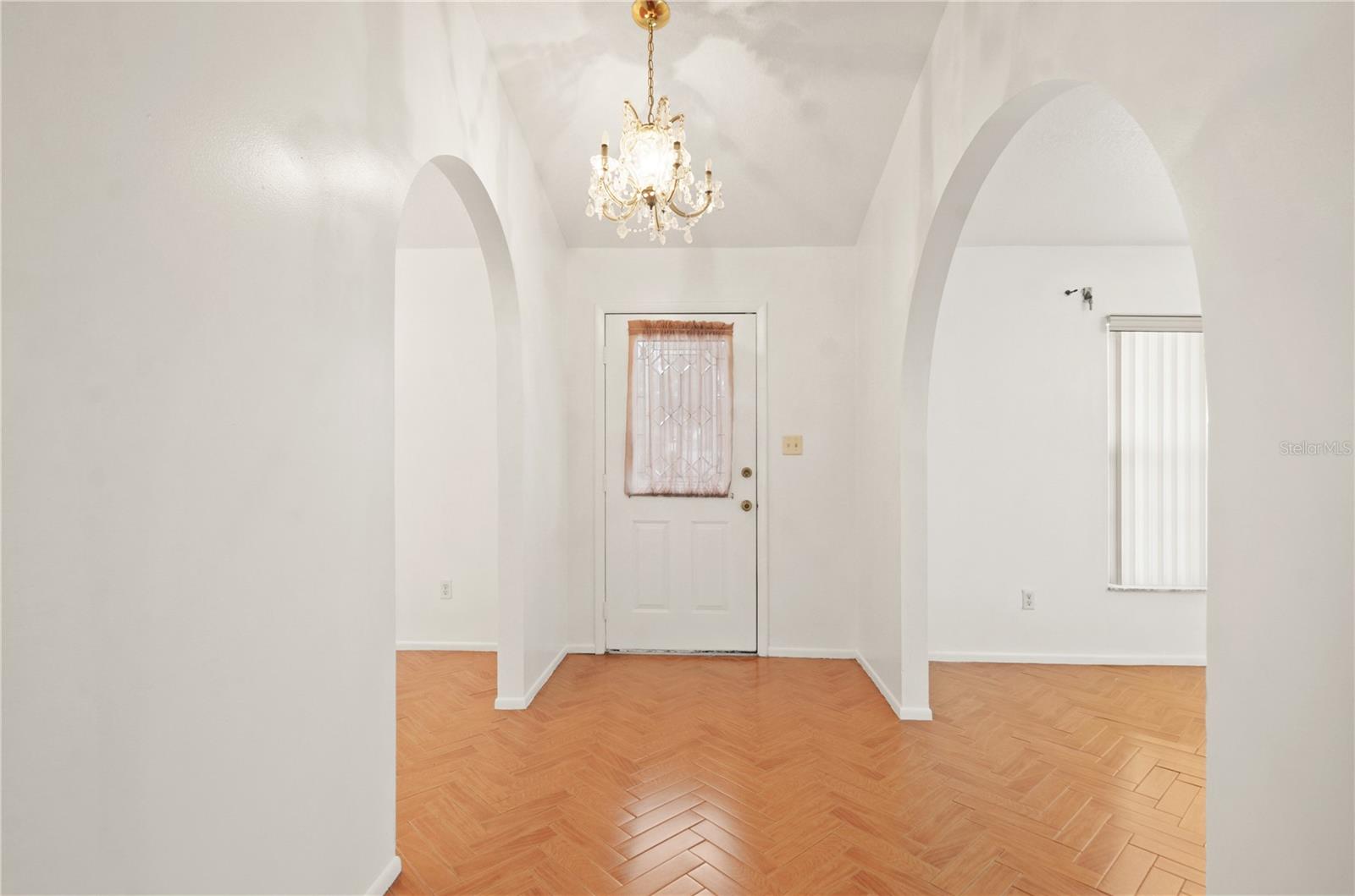 Image 5 of 32 For 4814 Lake Sharp Drive