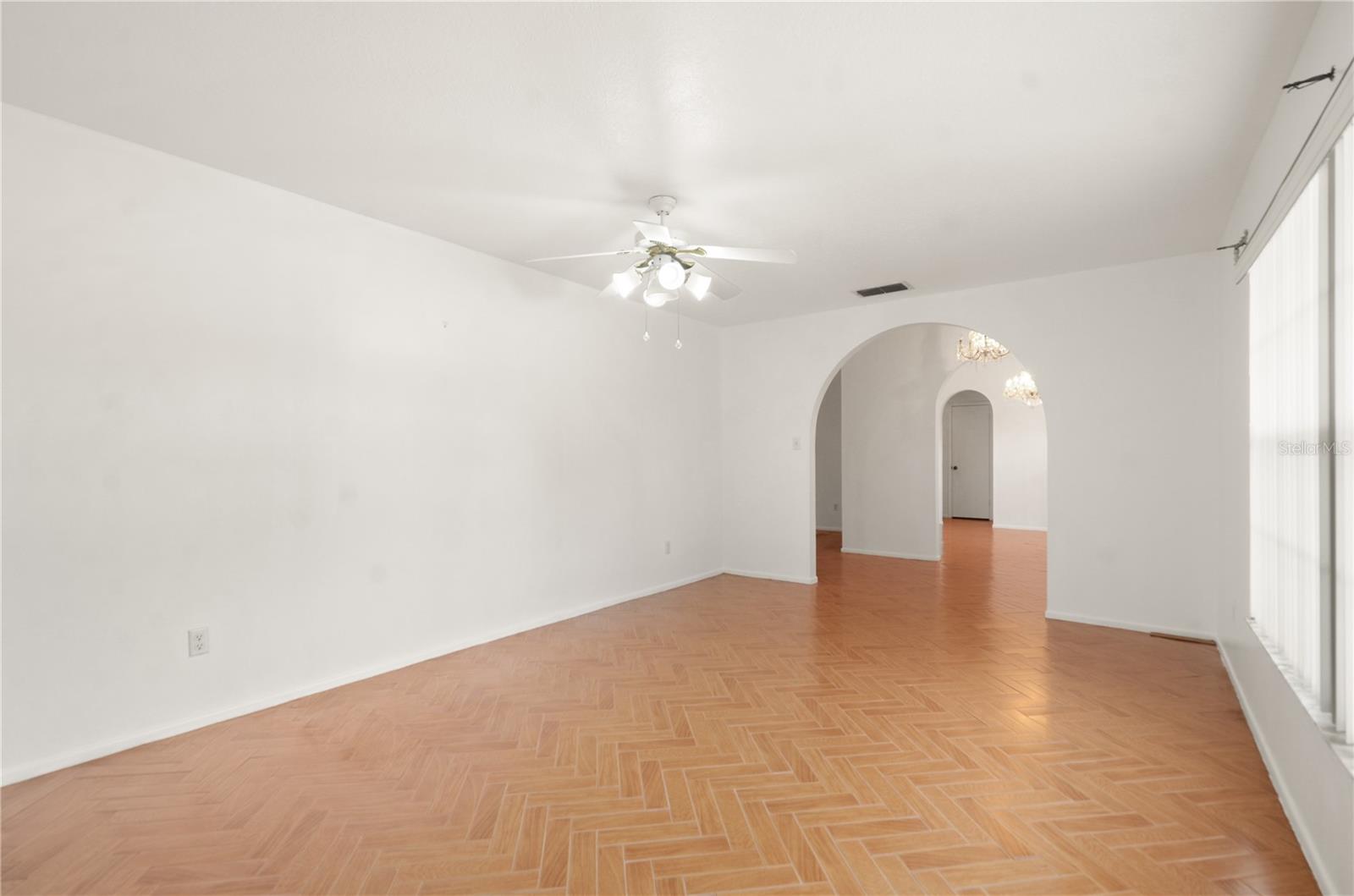 Image 9 of 32 For 4814 Lake Sharp Drive