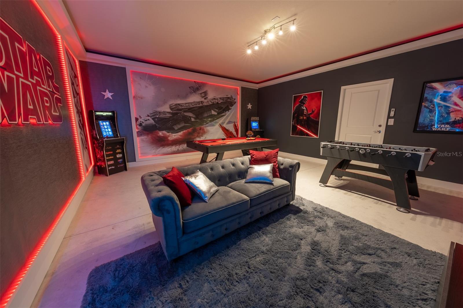 Image 20 of 36 For 4057 Lana Avenue