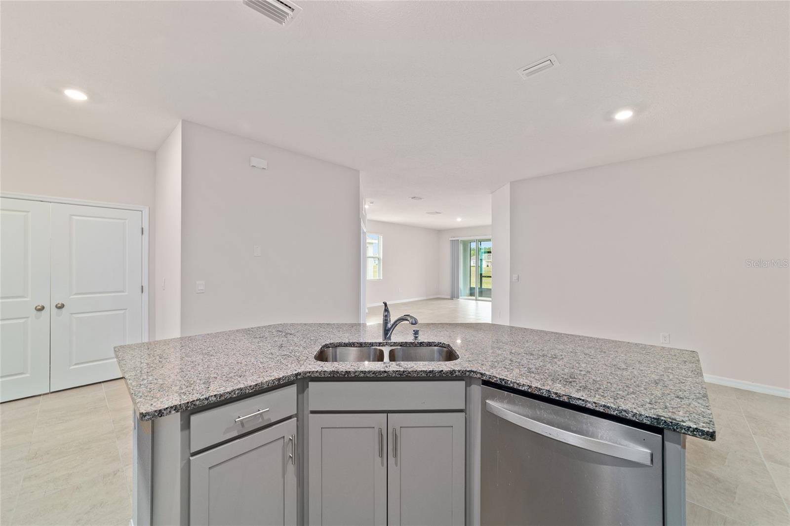 Image 19 of 43 For 5313 48th Place