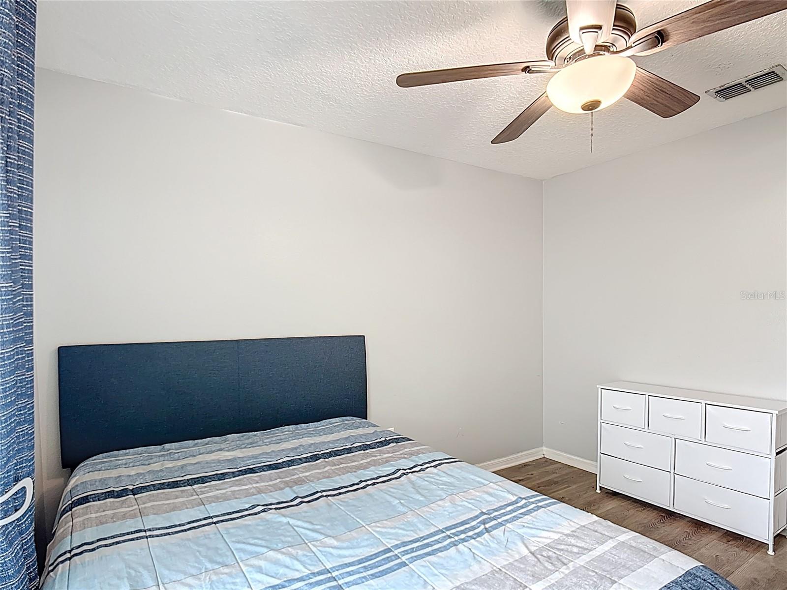 Image 26 of 48 For 4611 Cumbrian Lakes Drive