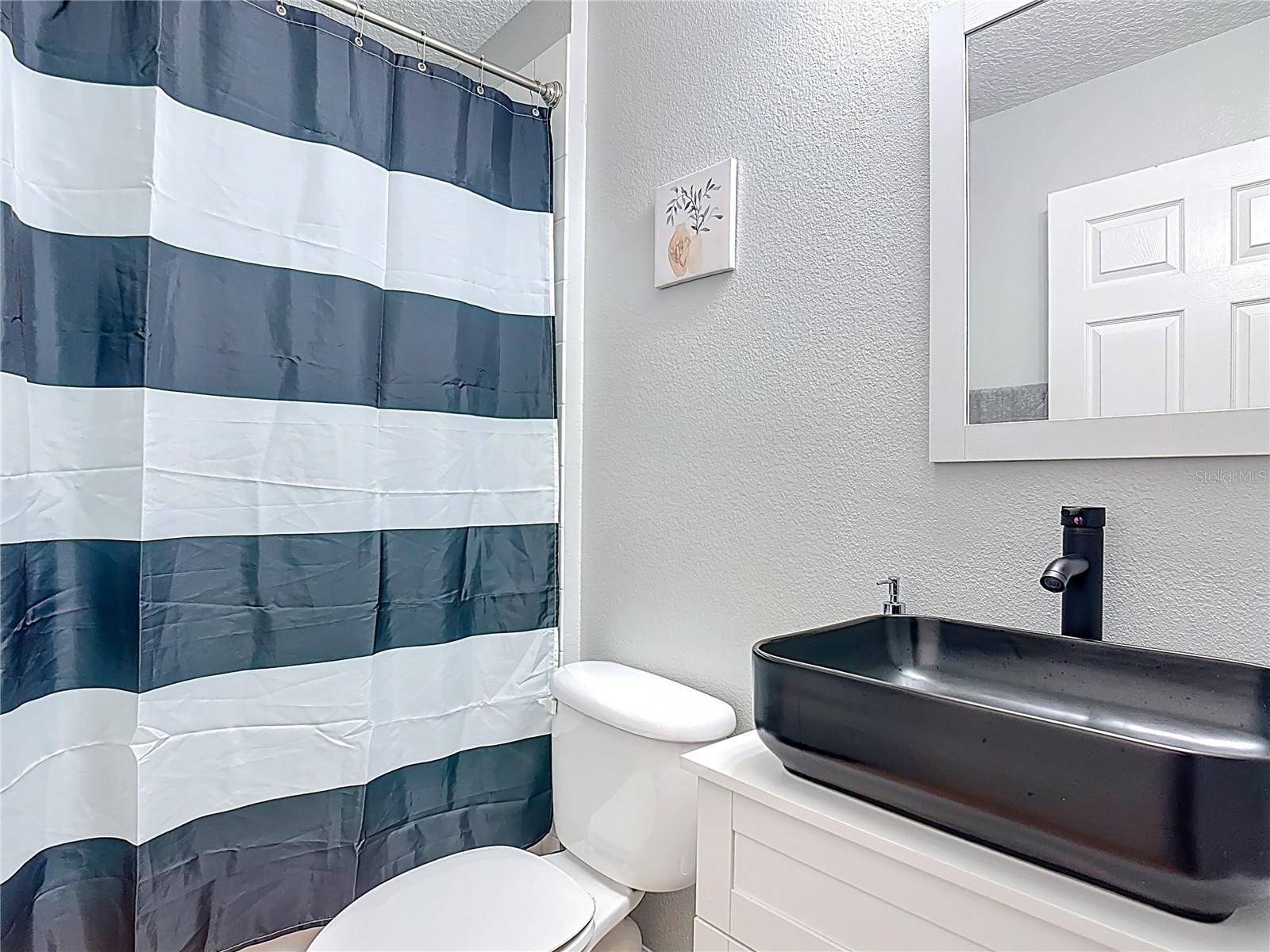 Image 27 of 48 For 4611 Cumbrian Lakes Drive