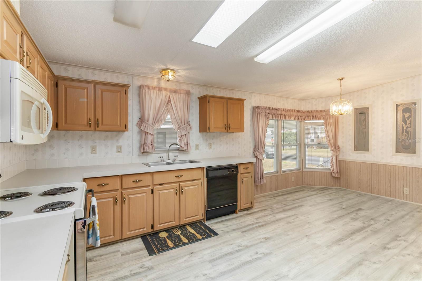 Image 12 of 38 For 2517 Independence Lane