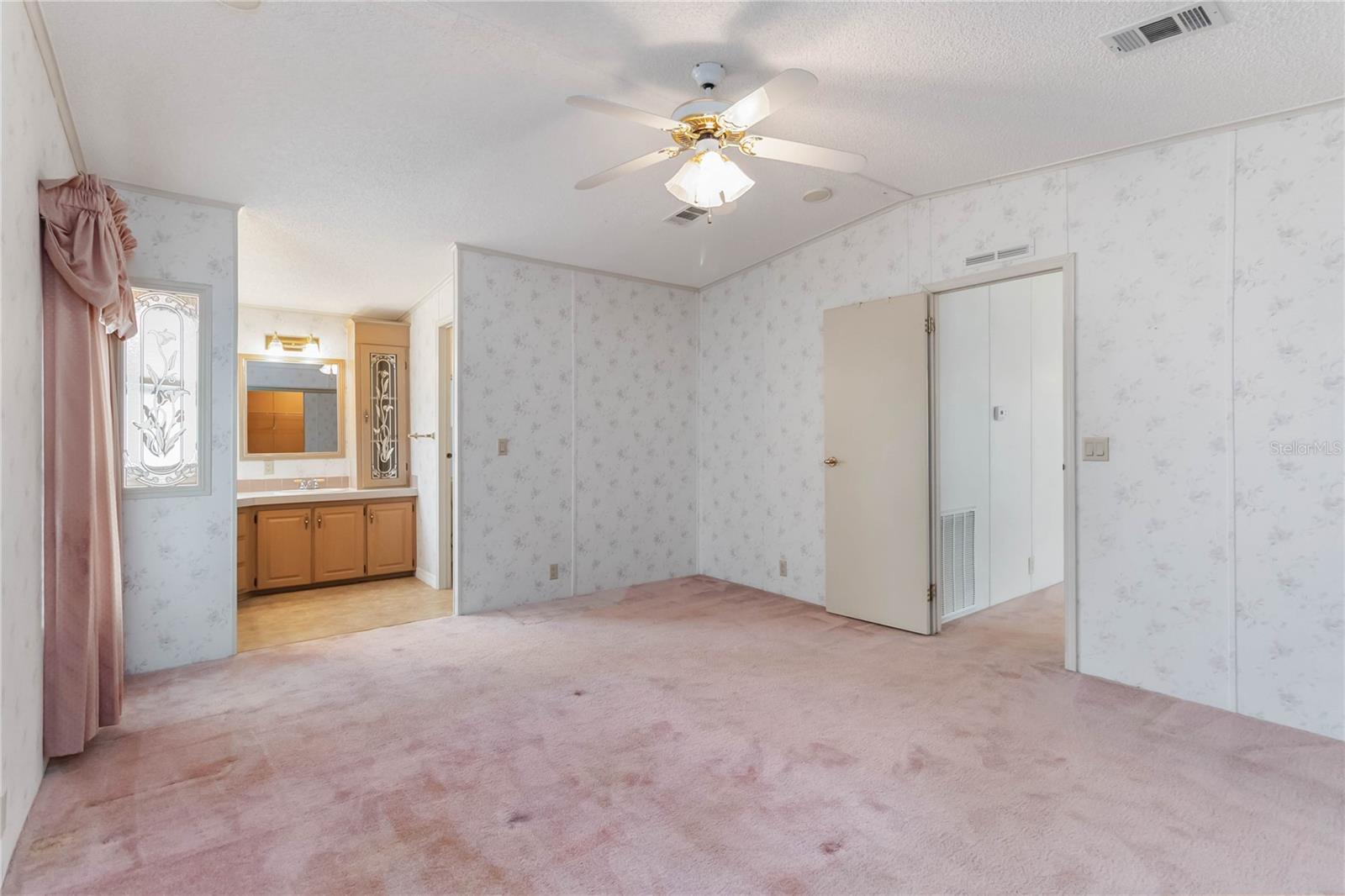 Image 17 of 38 For 2517 Independence Lane