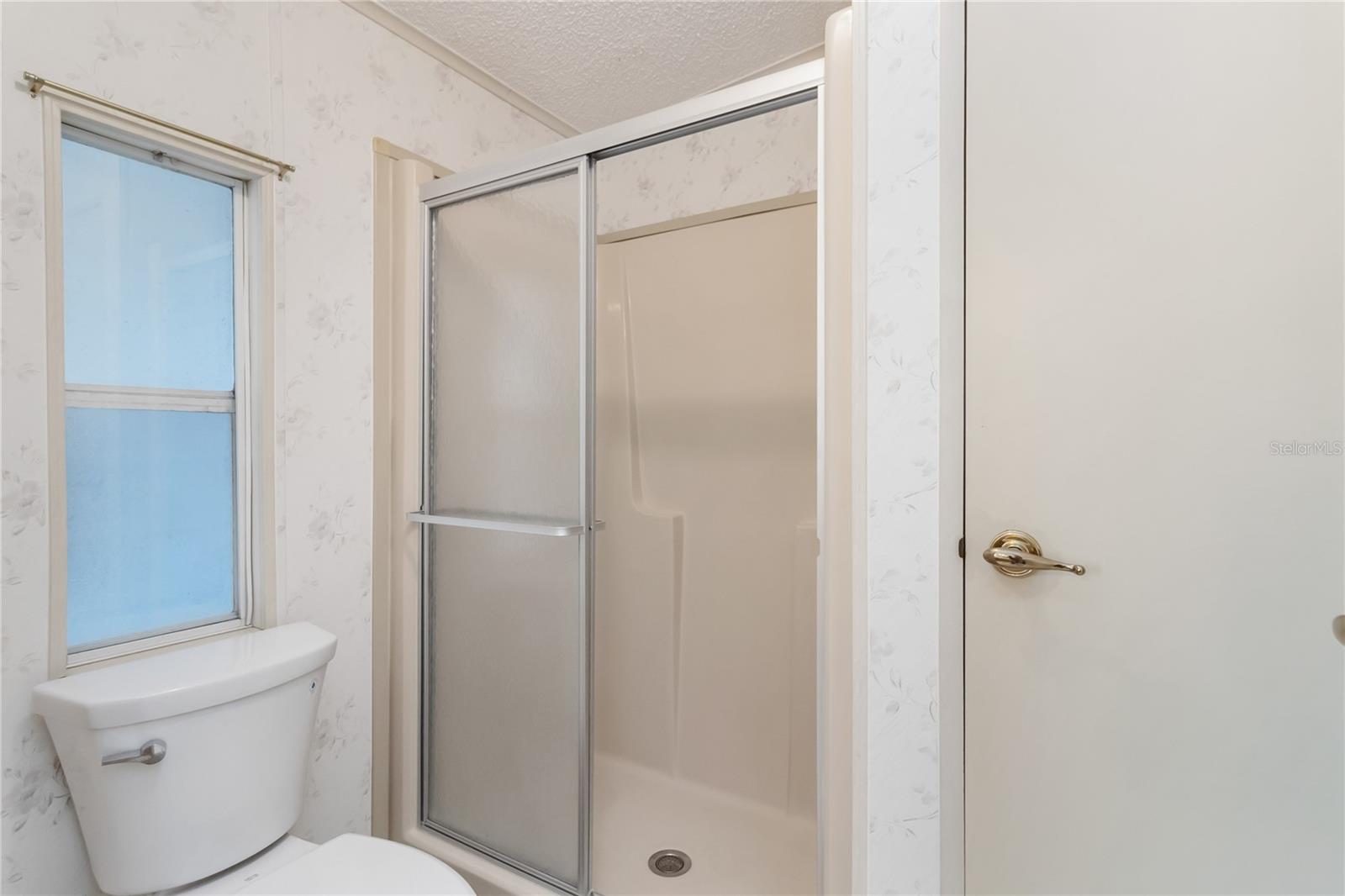 Image 21 of 38 For 2517 Independence Lane