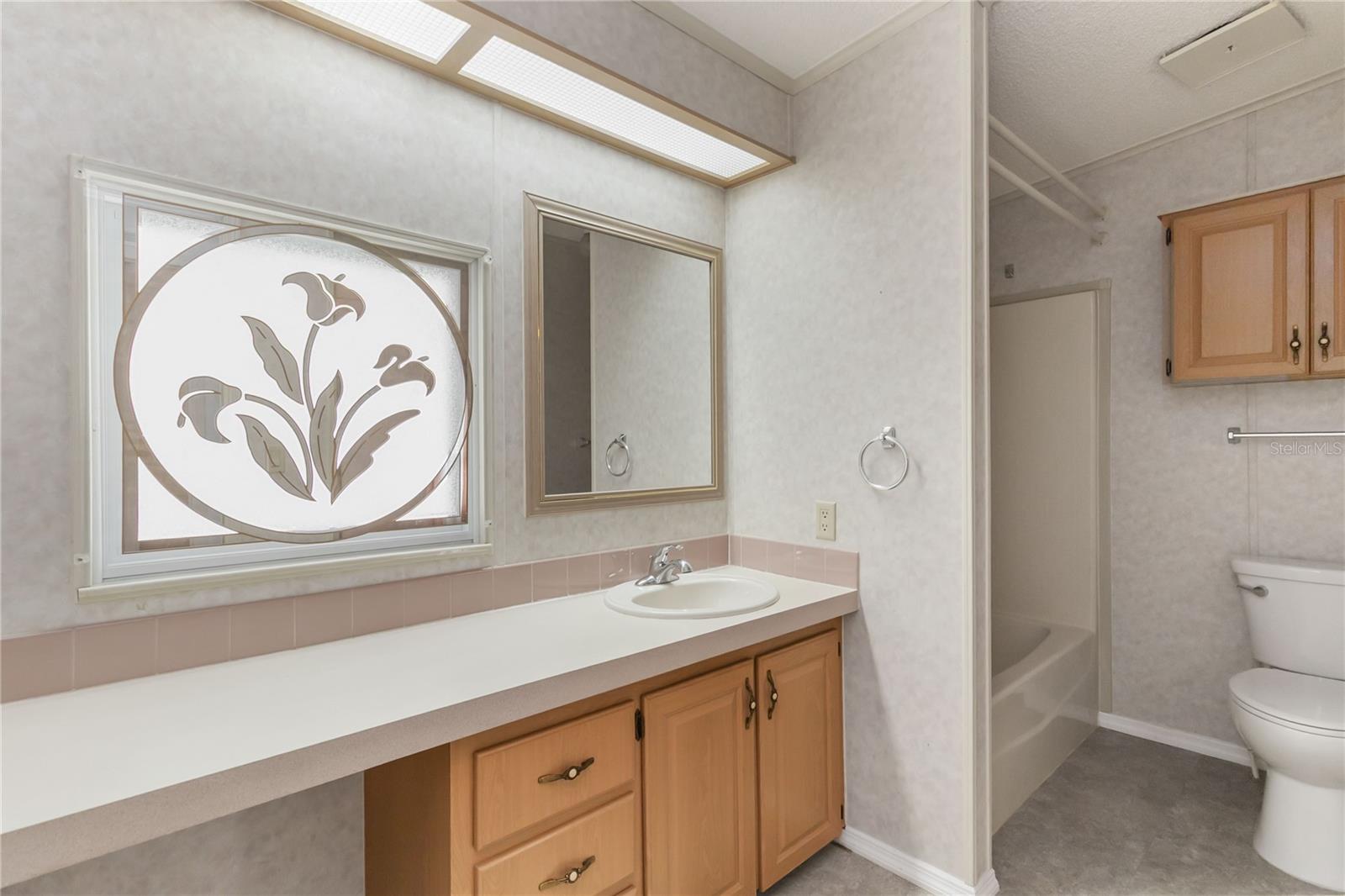 Image 24 of 38 For 2517 Independence Lane