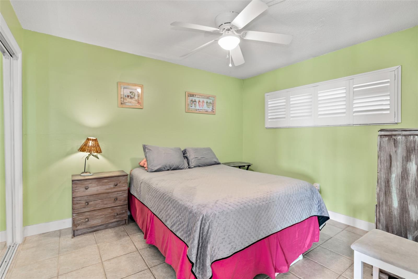 Image 20 of 45 For 3150 Atlantic Avenue 2-660