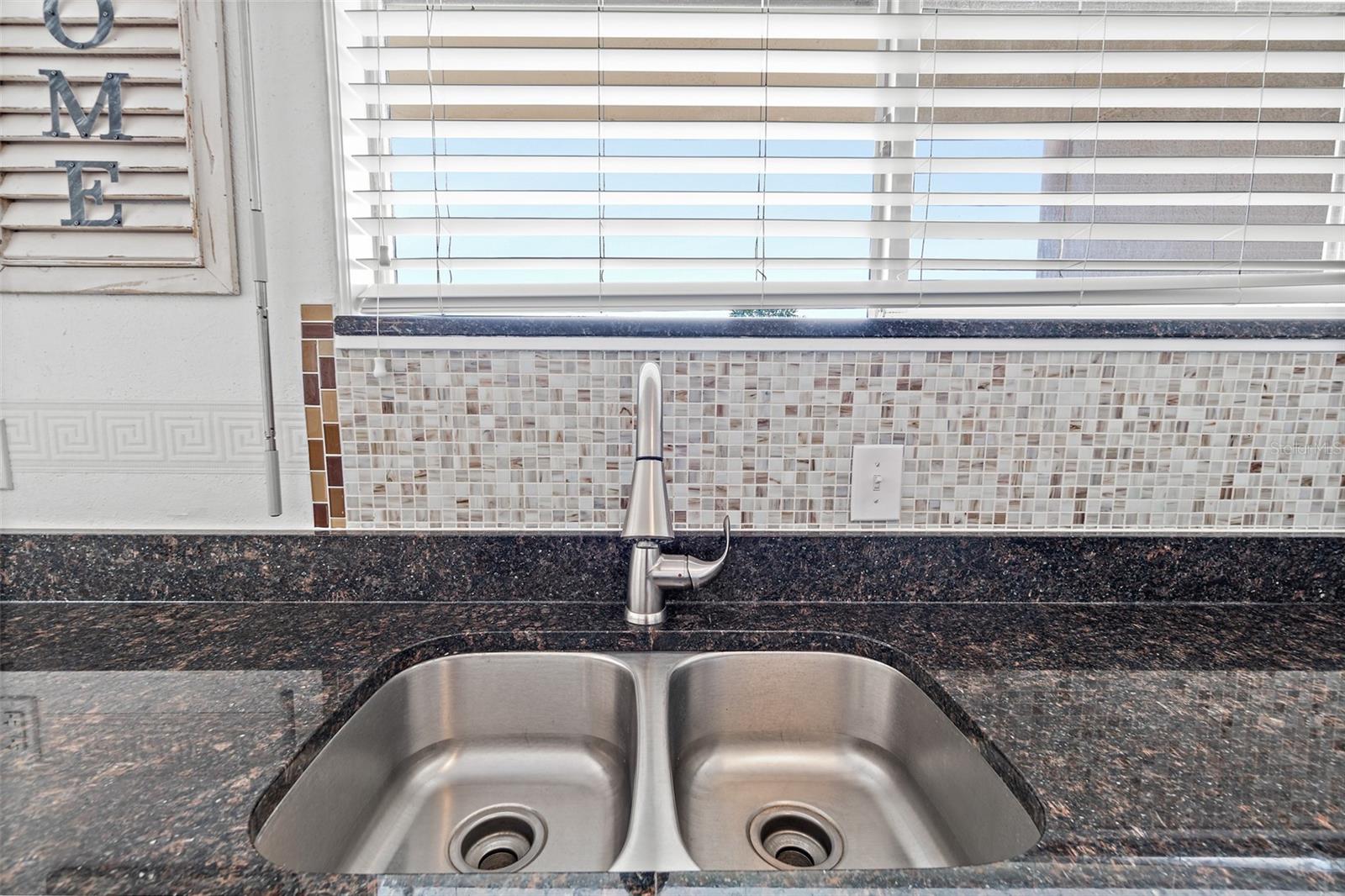 Image 24 of 45 For 3150 Atlantic Avenue 2-660