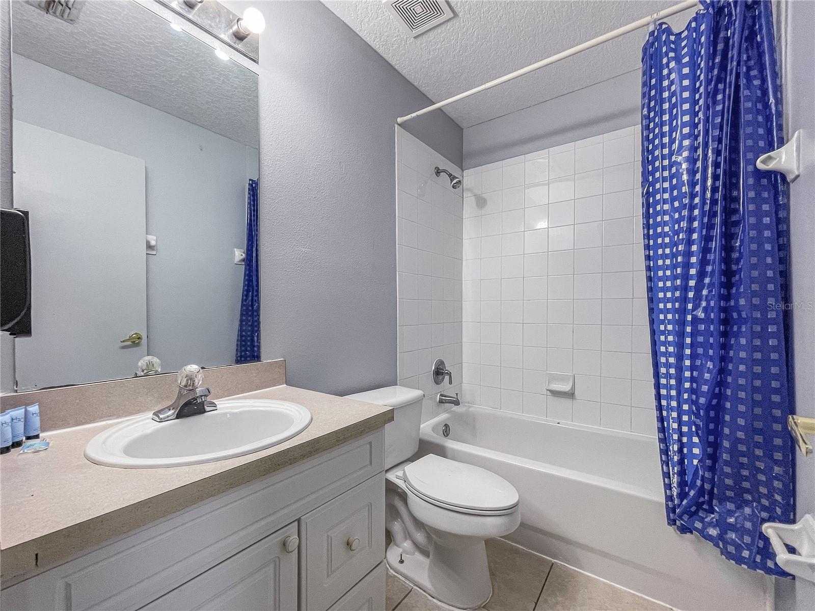 Image 7 of 14 For 402 Orchid Drive Main Unit