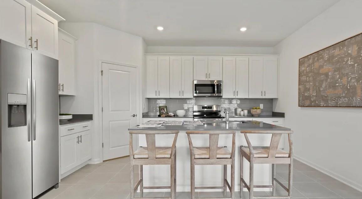 Image 2 of 16 For 4246 St Thomas Way